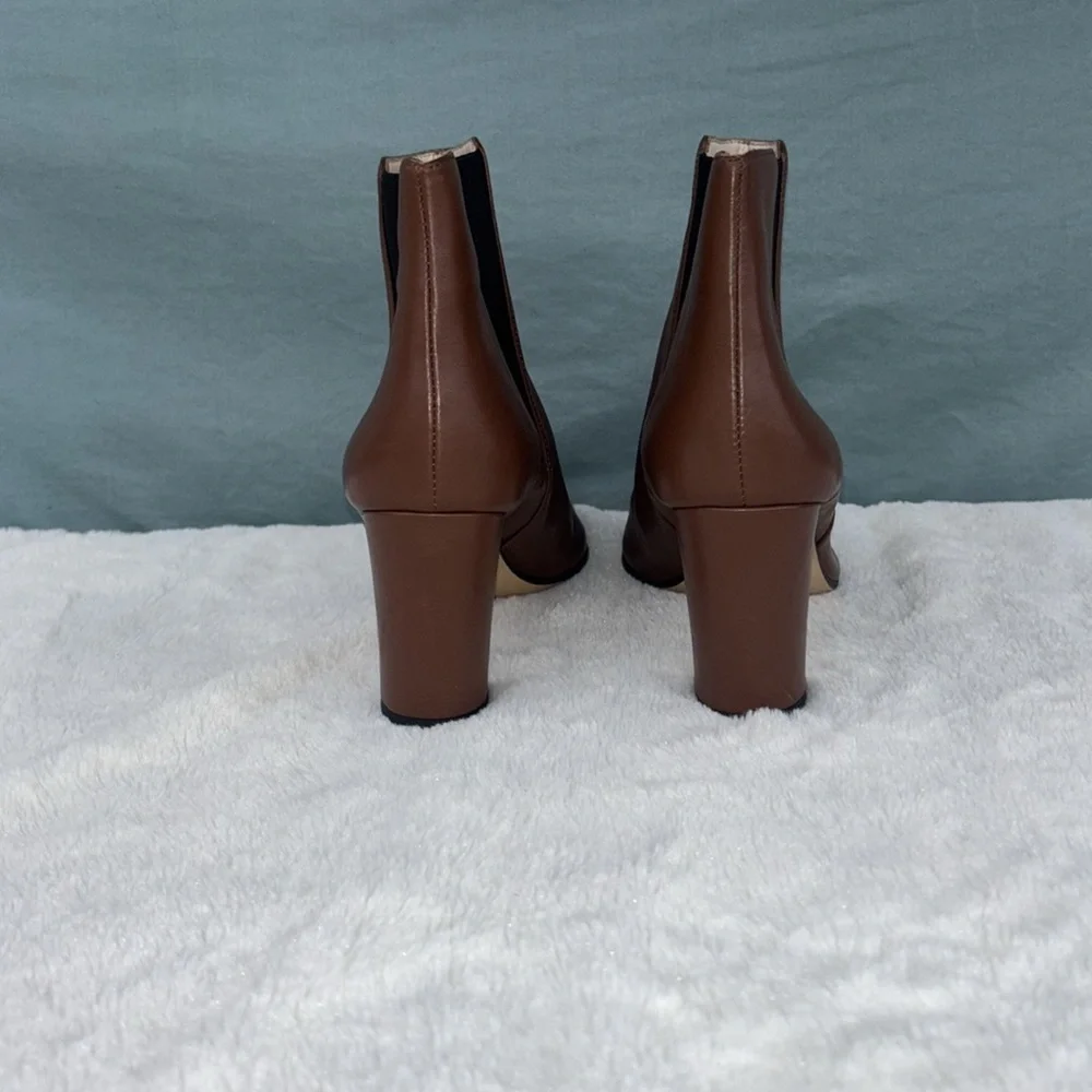 EUC Amalfi Brown Chelsea Ankle Booties Size 12.5M Leather Tan Pointed Toe